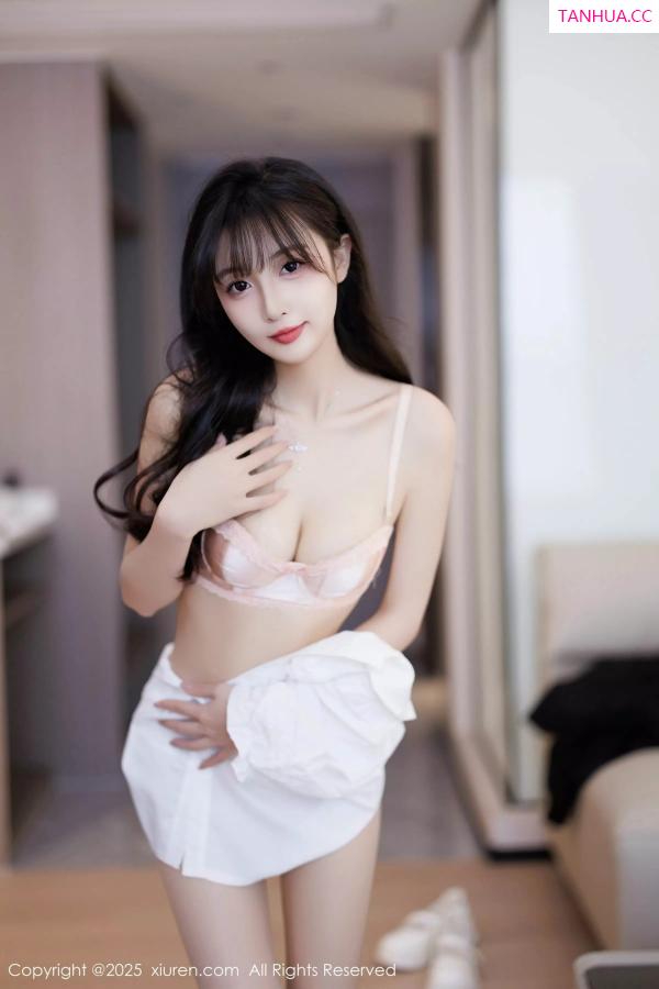   [XiuRen]高清写真图 2025.03.25 No.10067 樱桃小阑子 西安旅拍第30张图片